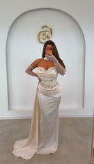 IRIS DRESS (Runs very small, please take a size up)
