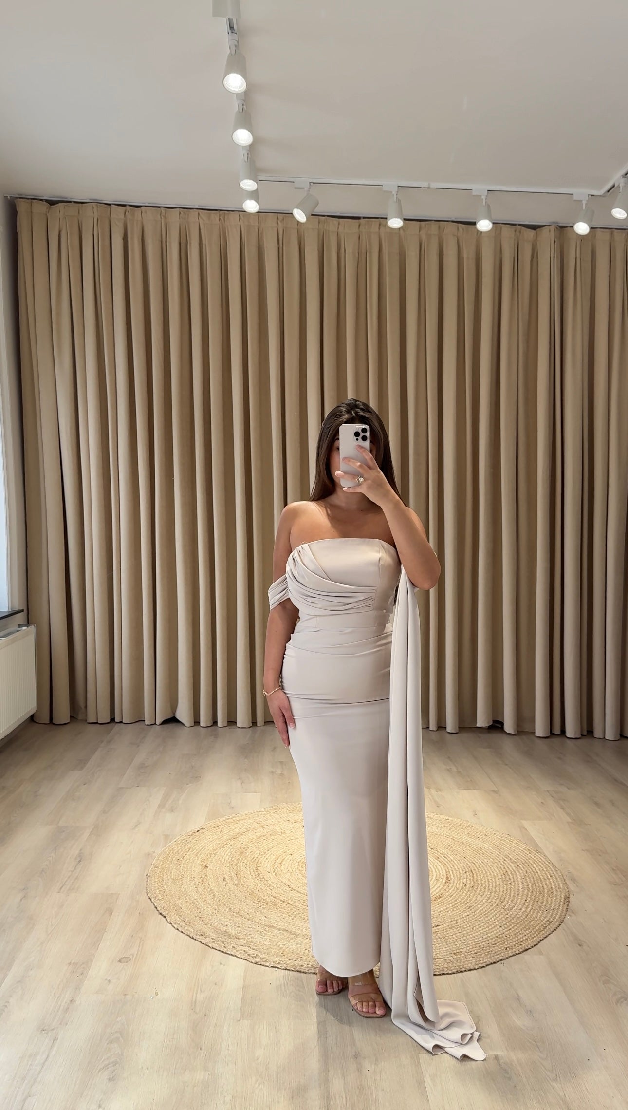 GHAISA DRESS