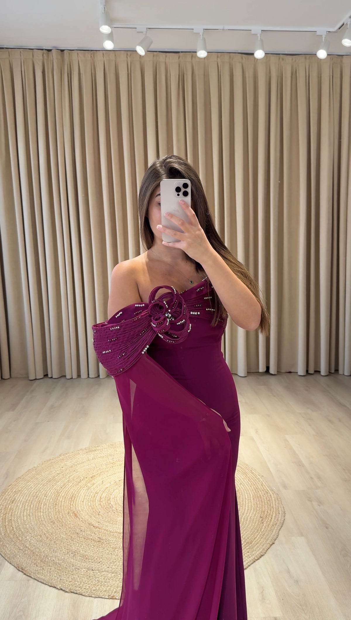 LAIRA DRESS