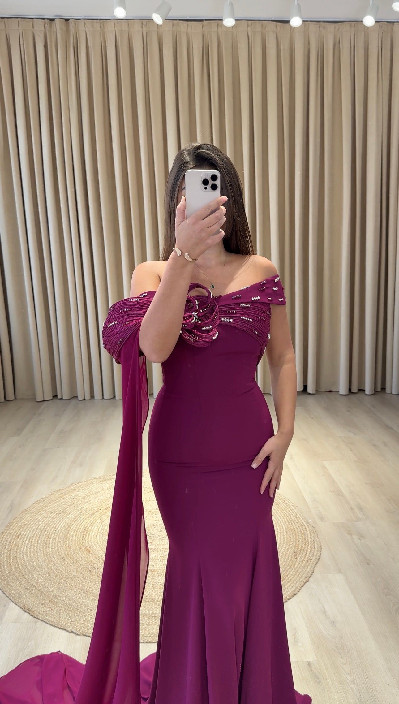 LAIRA DRESS