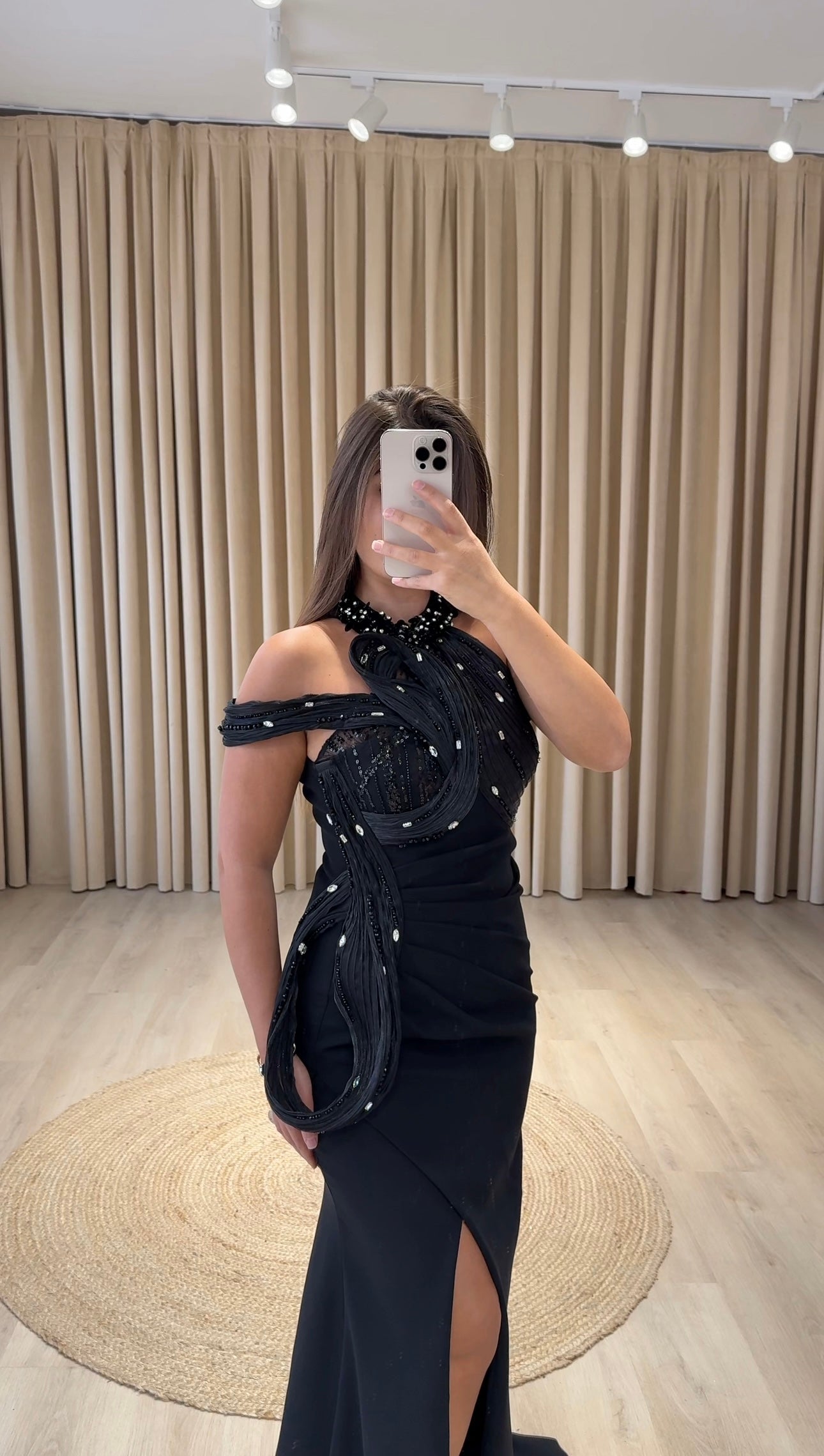 SEZEN DRESS (running smaller)